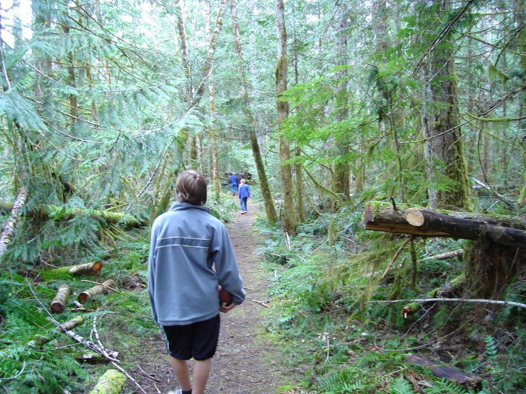 Bed and Breakfast At Nautica Tigh Private Keypad Entrances Qualicum Beach Esterno foto